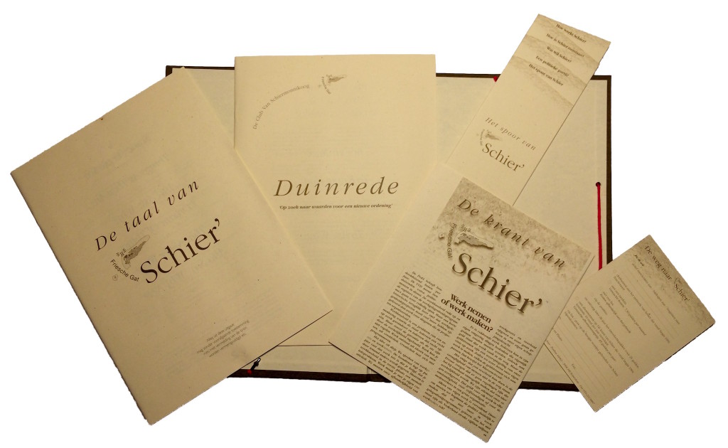 De geschriften van de Club van Schier, gebundeld in een leesmap.